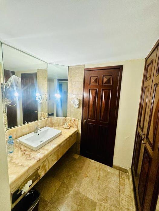 Hotel Real De Don Juan 特皮克 外观 照片